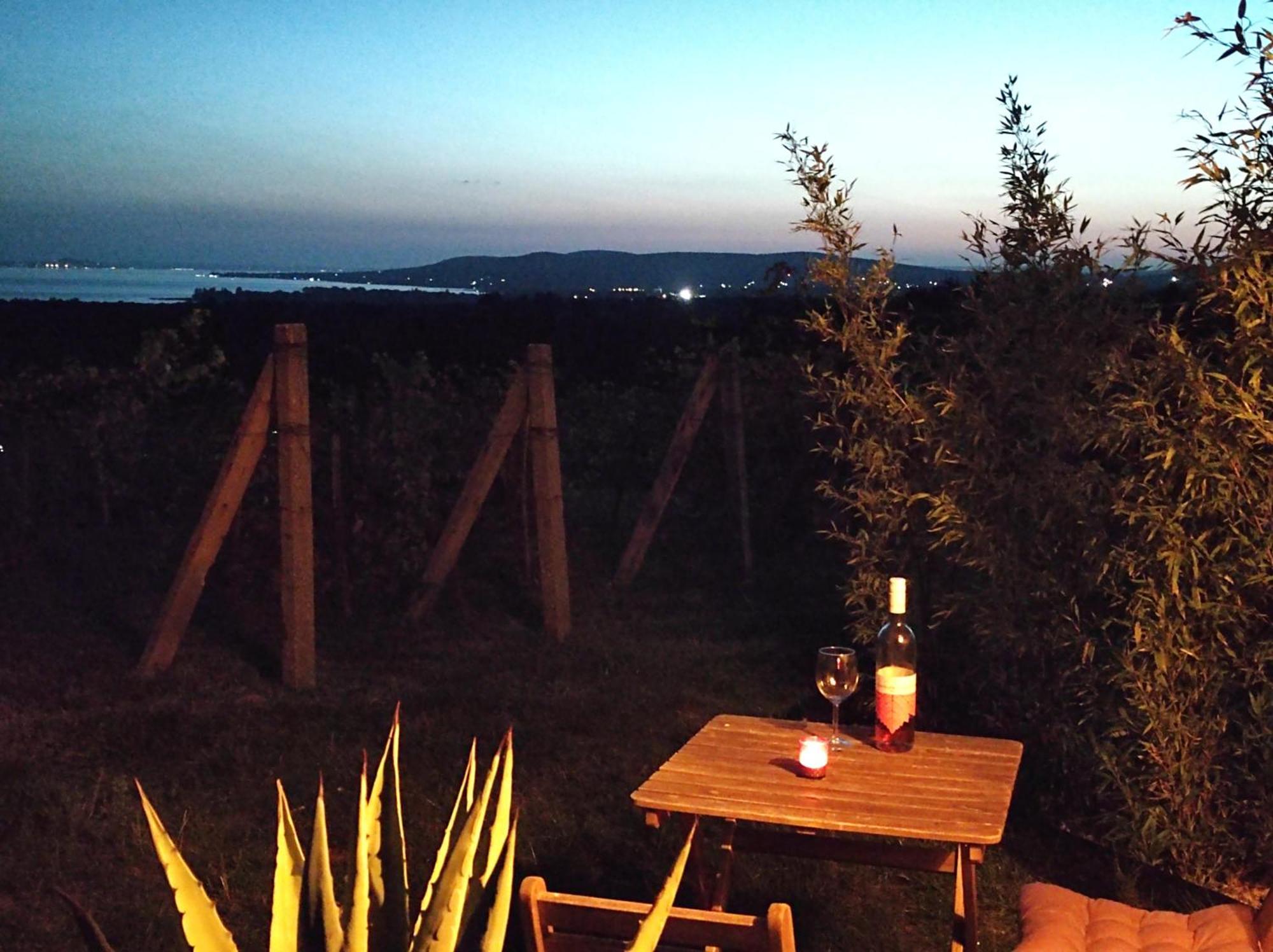 Napraszállás Vendégház Balatonakali Esterno foto